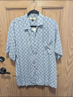 Men's Tommy Bahama Short-Sleeve Button-Down Shirt in Blue Geometric.100% Silk
